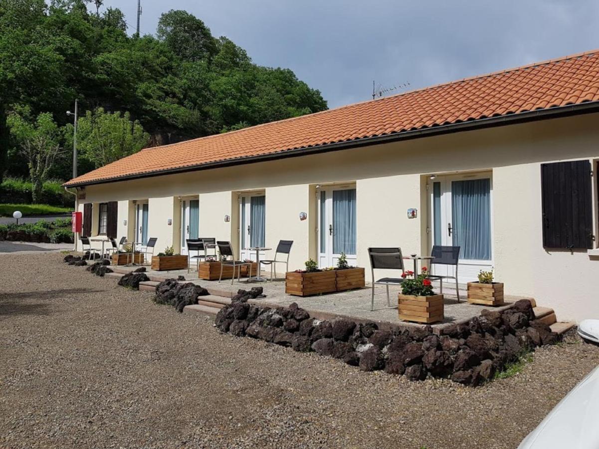 Domaine De La Palle Pontgibaud Bagian luar foto